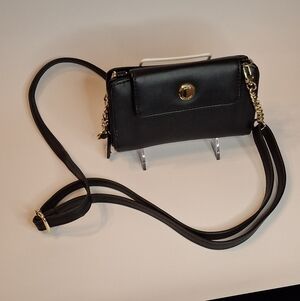 Elegant Black Crossbody Bag